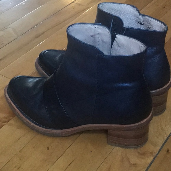 Neosens booties - Picture 4 of 8